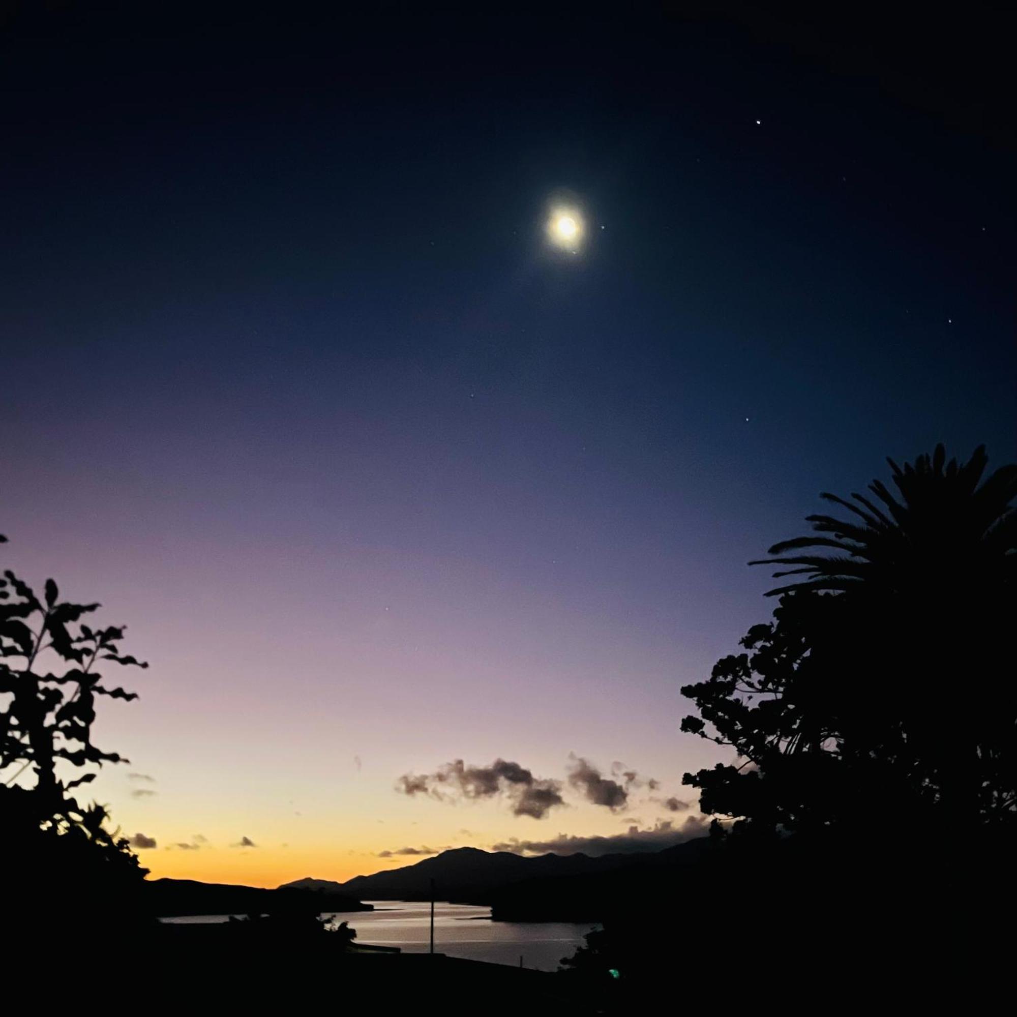 Marriners Luxury Guesthouse Rawene エクステリア 写真