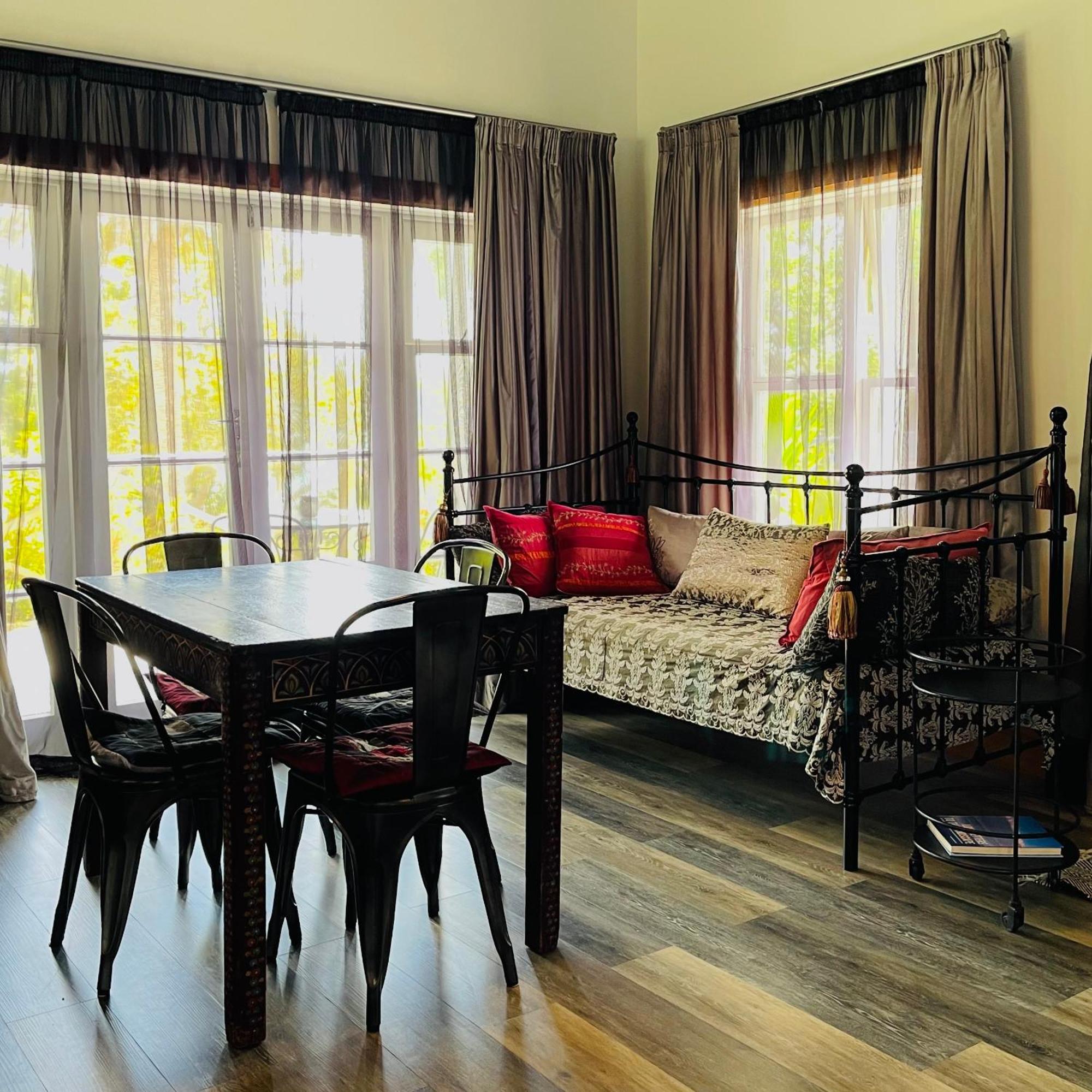 Marriners Luxury Guesthouse Rawene エクステリア 写真