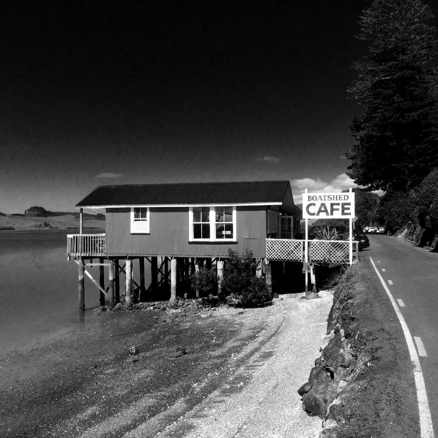 Marriners Luxury Guesthouse Rawene エクステリア 写真
